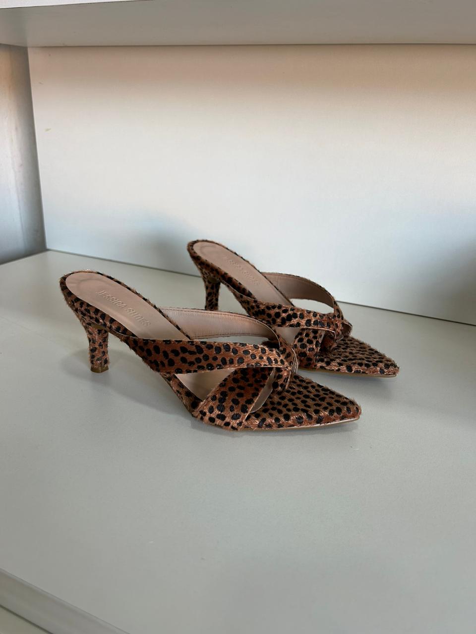 Tamanco Oncinha Kitten Heel